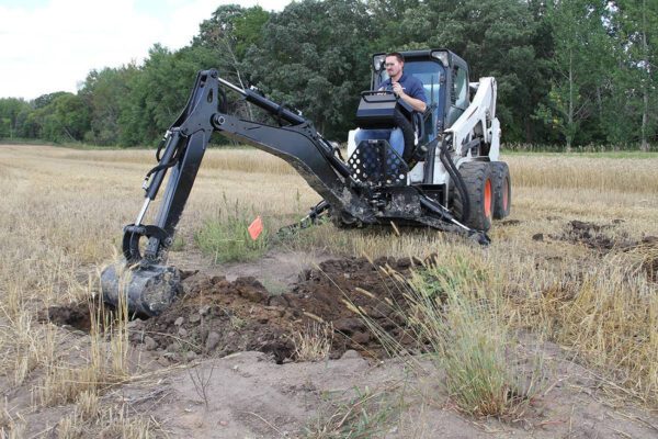 QuickXcavatorSkidSteerBackhoe 11