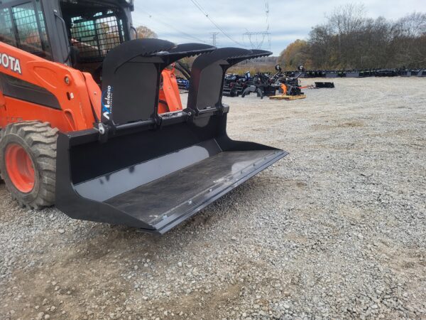 Skid Steer Bucket Grapple